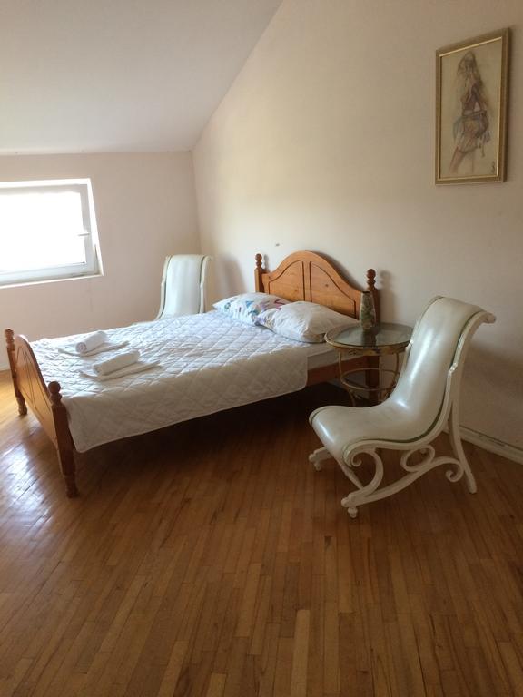 טביליסי Guest House One Two Three חדר תמונה