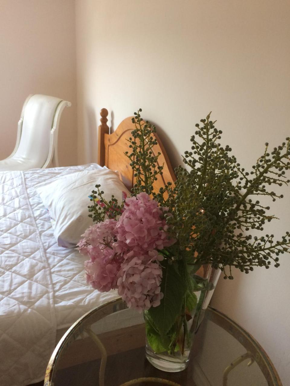טביליסי Guest House One Two Three חדר תמונה