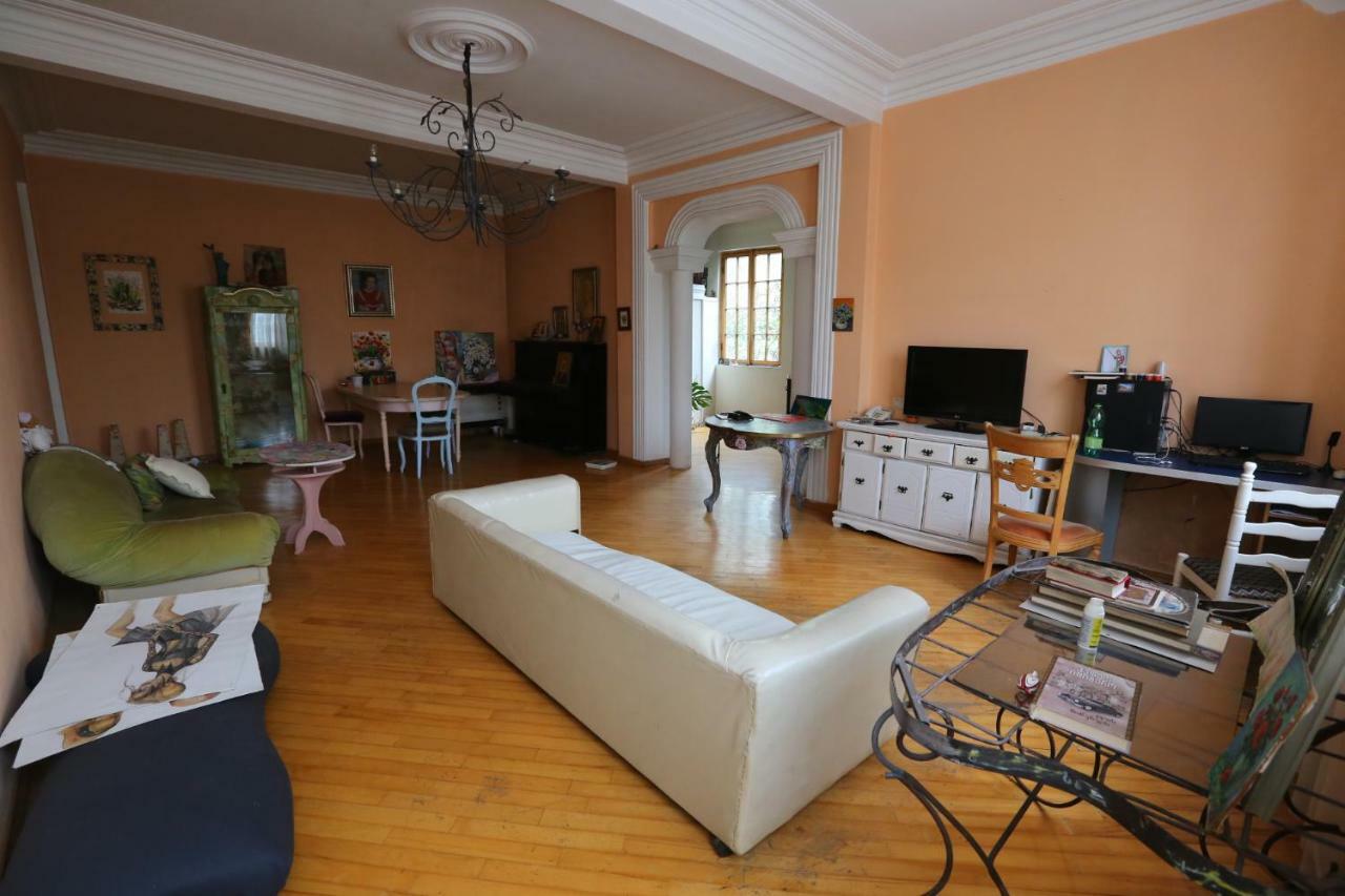 טביליסי Guest House One Two Three מראה חיצוני תמונה
