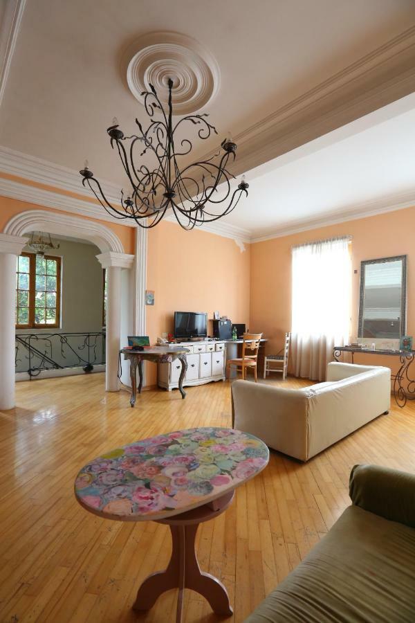 טביליסי Guest House One Two Three מראה חיצוני תמונה